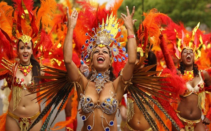 10 дивовижних та колоритних фестивалів світу