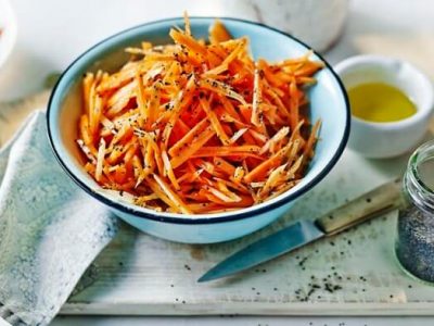 10 смачних та оригінальних салатів з моркви