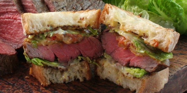 7 неймовірно смачних рецептів гарячих бутербродів